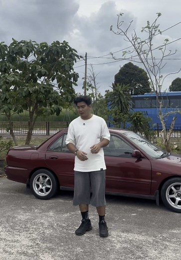yg mana bajet 5800 kebawah staytune vd ni sampai habis🔥 detail kereta 👇🏼 -satria 1.5 (carb) -tahun 1995 -aircond sejuk beku -suspenction cantek -stering momo -karpet dadu -radio screen -rim te37 saiz15 -spoiler mivec -cat cantek -jalan jauh takdak masalah✅ rm4900 siap puspakom tukar nama -wira 1.5 injection (mmc) -tahun 2000 -aircond sejuk beku -stering uk -radio dua beradik🤣 -seat bucket sparco -adjustble depan belakang -paip twintip lentang -rim te37 saiz -terengganu - kedah lulus✅ rm5700