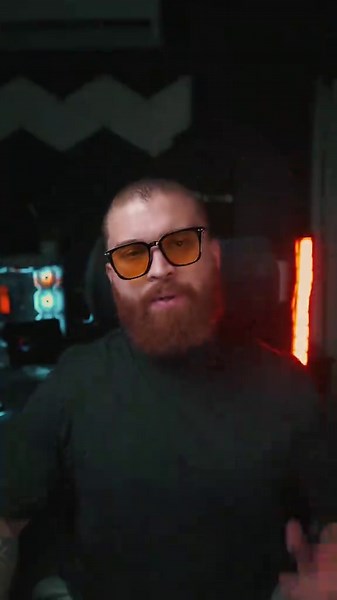 POV: You design a 3D Website for Nothing brand 🤯 Did we cook? @Maki.Motions 3D artist #3dwebsites #websites #nothing #designer