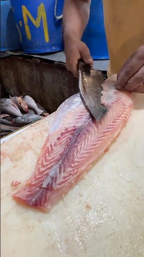 Amazing Basa Fish Boneless Cutting In Ghazipur Fish Market Delhi #shortvideo #boneless #rrrm