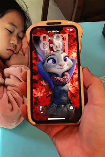 How to Set Up 3D Spatial Wallpaper on iPhone