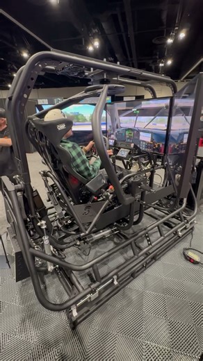 Simcraft, One of the best motion rigs I’ve tried at the expo! #iracing #simracer #simracing