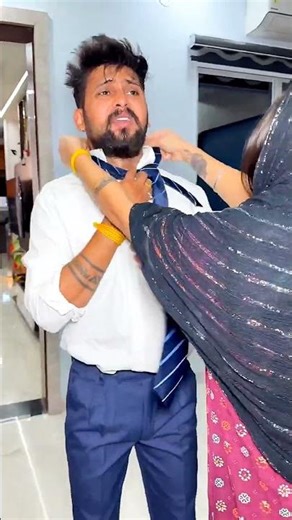 Introducing the "VitaWear SmartBand," a next-generation wearable gadget🎉