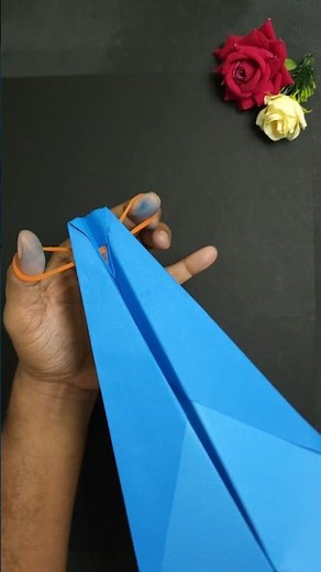HOW TO MAKE A RUBBER BAND PAPER PLANE ✈️🚀🤯 #PaperPlane #DIY #PaperCraft #Origami #Launcher