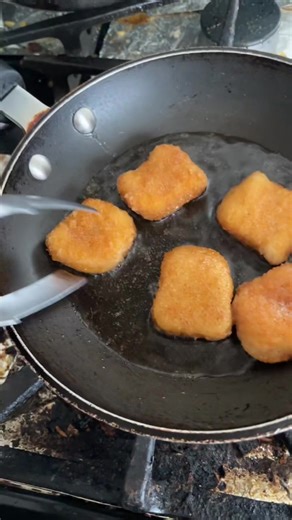 Make Sadie’s lunch with me! Burnt chicken nuggets edition 🤣 #fyp