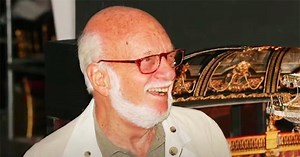 Harold Prince, A Sweeping Force In Broadway Musicals, Dies at 91