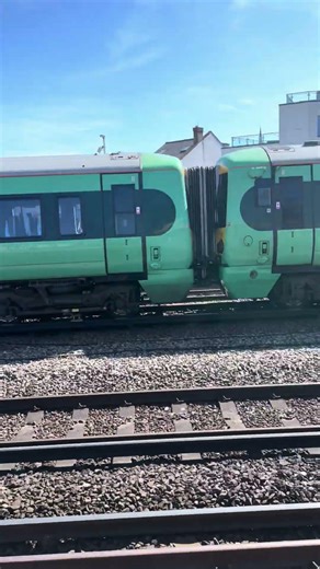 Southern service to caterham Tattenham passing Forest Hill