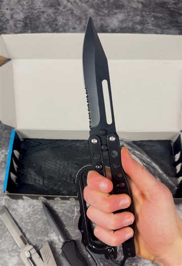 These TACTICAL knives feel illegal just to hold 😮‍💨 | tactical tools