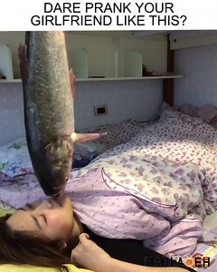 Such passionate kiss😂 | Wah Lao Eh Singapore