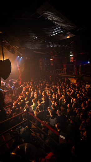 Day 13 & 14! Munich & Karlsruhe!! 🇩🇪Our biggest shows this whole tour!! Crazy crowds, amazing mosh pits and incredible experiences!Last two shows up next! Here we go! 🙏🏻#tour #europe #autumnkings #hopelessrecords #germany | Autumn Kings