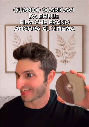 ‏✨ Oh è gratis ✨ #film #scarymovie #emule #videocomico #stevemozz