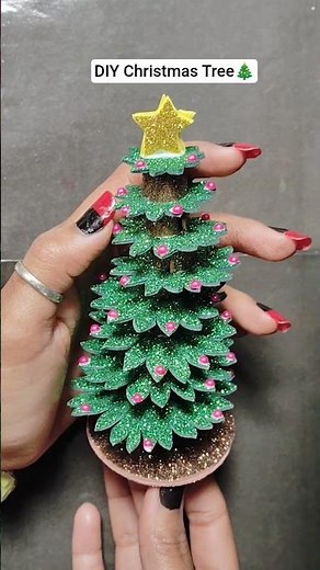 Make a STUNNING Christmas Tree in Minutes!