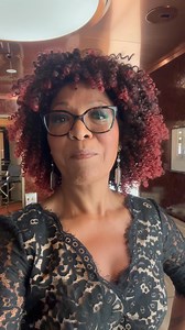 The Melbourne concert at Hamer Hall was another homerun 💯 Much to my delight, the audience sang, danced, talked to me, and heralded us with a standing ovation - a happening I always appreciate. At the behest of friends, I added another first to the list of new discoveries: my glasses. More to come…💖 | Lisa Simone