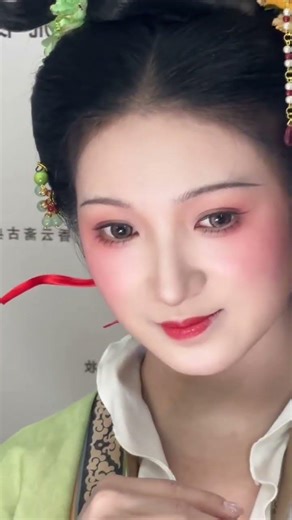 古风妆容教学：美女蜕变之旅