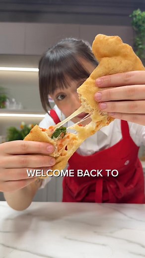 Crispy on the outside, melty on the inside 🤤✨ Try these golden Fried Panzerotti, the irresistible Italian street food you can now master at home!😍 Recipe by Cooker Girl 💛 Ingredients for the dough: 4 cups bread flour (500g) 1¼ cups water (300g) 2 teaspoons active dry yeast or 0.2 oz fresh yeast (6g) 2 teaspoons extra virgin olive oil (10g) 2½ teaspoons salt (15g) For the filling: ⅔ cup tomato sauce (150g) 1½ cups mozzarella, well drained and chopped (180g) 2 teaspoons extra virgin olive oil (