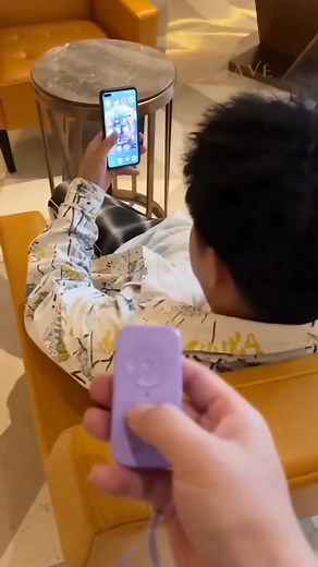 134K views · 460 reactions | Bluetooth Remote Control 퐃퐢퐭퐨 퐦퐚퐛퐢퐛퐢퐥퐢  푺풉풐풑풆풆 - https://s.shopee.ph/5ptwtIzjKU #Lazada #Shopee #reelsviral | Modern Home Essentials | Facebook