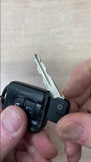 Nissan smart key battery change -EASY DIY #automobile #remotebattery #mechanic #remotecontrol