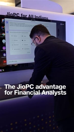 Bigger. Smarter. Easier. JioPC has everything analysts need, and more. #WithLoveFromJio #DigitalTransformation #JioAtIMC #JioPC #IndiaMobileCongress | Jio