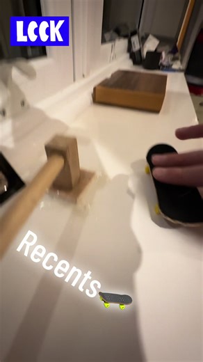 Recents of me fingerboarding 🛹#getsponsoredbyteak #fingerboarding #blowup #sponsor #grind @Teak Tuning Pro Fingerboards