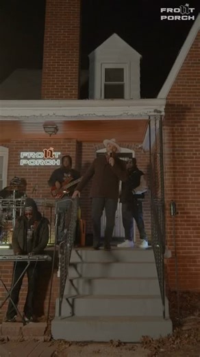 Eric Roberson on Instagram: "Throwback to my performance of “Lessons” on #FrontPorchFreestyles 🏠™️ Appreciate you again, @noochiemusic #FrontPorch #EricRoberson #Lessons"