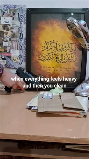 cleaning desk asmr