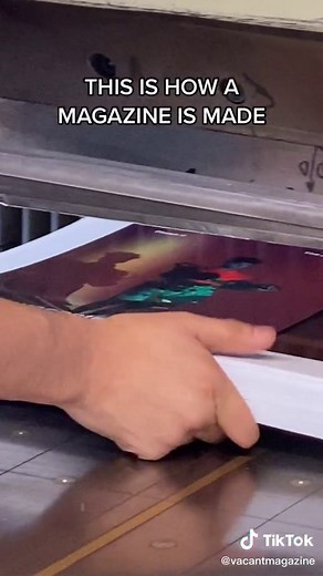 This how a magazine is made #magazine #moda #tiktokfashion #smallbusiness #fashion #print