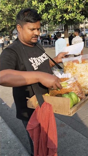 kaccha mango 🤤🤤🤤 #streetfood #funny #foodie #comedy #food