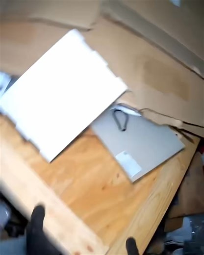 Gettin some ish outta those open tops #dumpsterdiving #scrapmetal-013 | Gail Griffith