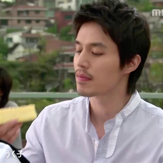 Lee Dong Wook's Hilarious Moments and Big Smile