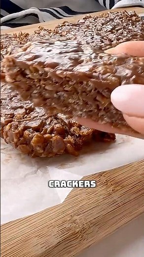 Easy No-Bake Peanut Butter Crunch Bars | Healthy Sweet Snack