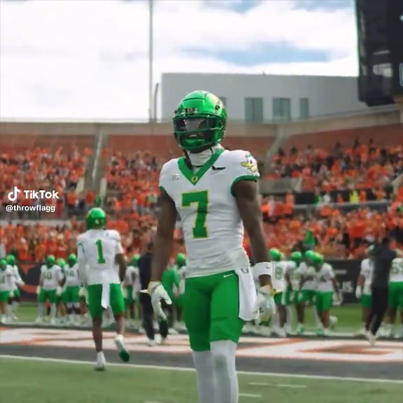 Evan Stewart Oregon Ducks Wide Receiver College Football Highlights