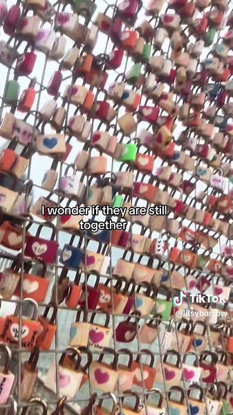 Love Lock Bridge in Paris: A Romantic Experience