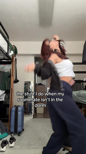 I mean yeah #msu #foryoupage #college #relatable #funnyvideos | College Roommate