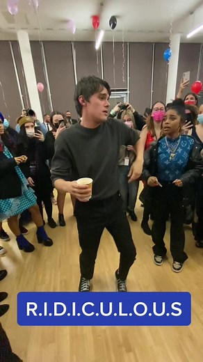 Dance Lessons ft. Mitchell Hope - The Descendants Choreography