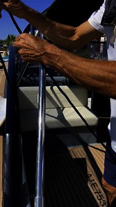 207K views · 834 reactions | Comment faire le nœud de demi-clé ?  Follow us  @prestigious.yachting  : by @prestigious.yachting #yacht #luxury #boat #tutoriel #capitaine #marin | Prestigious Yachting | Facebook