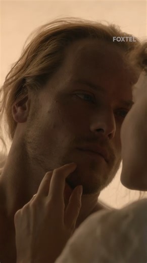 The Top 10 most romantic Outlander moments ❤️ Outlander returns Saturday 23 November, 4pm AEDT on Foxtel One or watch on demand on Foxtel. #Outlander #Foxtel | Foxtel