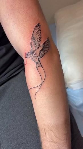 Beautiful matching mother and son tattoos done by Erica last night 👏🏼👏🏼 | Ragnarök Tattoo Company