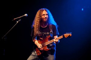 Guthrie Govan - Alchetron, The Free Social Encyclopedia