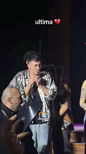 148K views · 1.5K reactions | Il cast di Mare Fuori Il Musical salutano il pubblico e si commuovono dopo l'ultima replica in teatro L'opera musicale di Mare Fuori è stata diretta da Alessandro Siani | La Bussola TV | Facebook