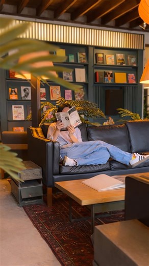 Megan Rivers on Instagram: "🚨 COLUMBUS 🚨 @switchyards is opening in German Village 👀✨ Something really good is coming to the neighborhood and I am fully obsessed. I got a sneak peek on Friday and WOW — the design, the details, the energy. As someone who works in GV and whose kids go to school here, this one feels extra special 🖤 A brand-new neighborhood work club is opening inside the historic Buckeye Radio Lab building and it’s unlike anything else in Columbus. 📍 368 E Whittier St • 7,000-