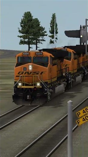 BNSF ES44C4 in open rails