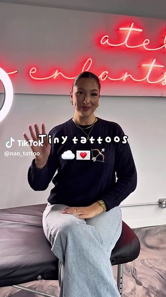those little tattoos 🥹🎀 thank you @ophelie.desjardins for your trust🤍 💌INSTAGRAM: naomie_tattoo #tinytattoo #finelinetattoo #tattooplacement #fyp #tattooidea
