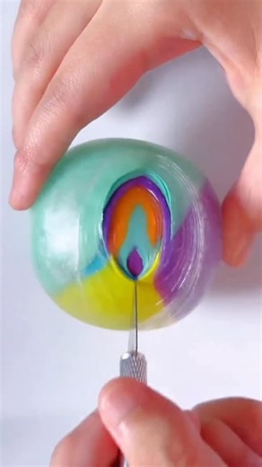 Asmr satisfying | #cutting #balloon #ball #asmr #asmrsounds #satisfying #balls | Instagram