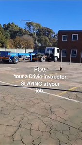 Alley docking...ONE TIME! www.drivio.co.za #learntodrive #passthefirsttime #drivingschool #driverslicense #drivio #learndrivethrive #southafrica #truckdriver | Drivio