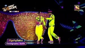 The Tiger in #TigerPopTheBest came alive in his #IBDGrandPremiere performance! What say? #IndiasBestDancer every Sat-Sun at 8 PM. #VartikaJha Terence Lewis #GeetaKapur #MalaikaArora Bharti Singh #HaarshLimbachiyaa | Sony Entertainment Television
