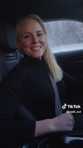 Mastering Ice Drifting with Audi RS e-tron GT