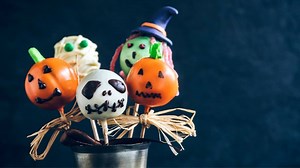 Can You Eat Fondant: Best Ways to Know the Difference