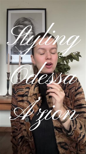 Discover Stunning Archival Gowns for Fashion Enthusiasts