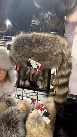 Festival of trees holiday market last day 9-8 #fur #canada #saskatchewan #handmade #fur mitts | Kings Furs