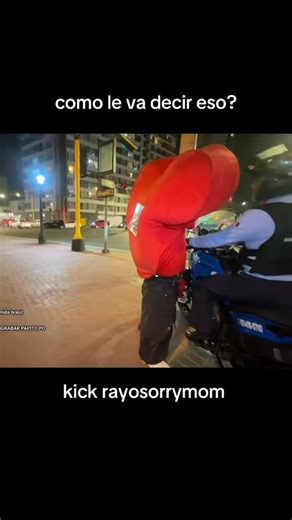 Sorry Mom 222 on Instagram: "como le va decir eso? #fyp #kickperu💚 #humorperuano #Amigos #corazonachorado"
