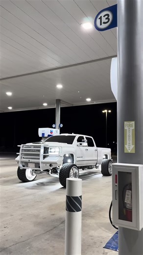 someone trade me fuly paint matched factory rear bumper | ranch hand bumper